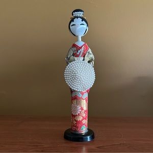 Rare Vintage 10” faux pearl Kokeshi doll / vintage dolls / Japanese doll